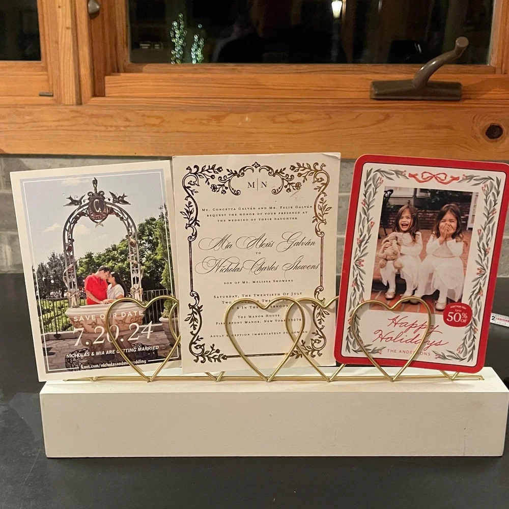 Gold Heart Photo/Card Display